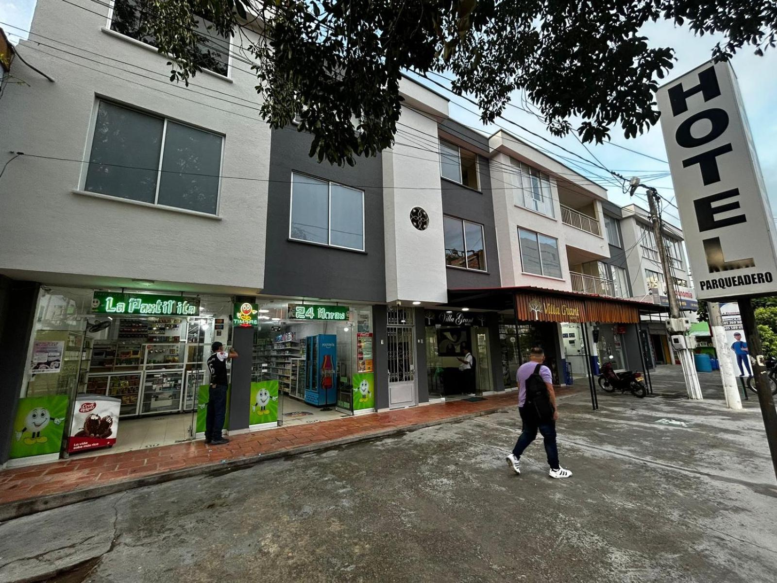 Hotel Villa Grant أغواتشيكا المظهر الخارجي الصورة